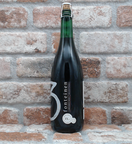 3 Fountains Twist of Fate IX.X Strawberry Iterations Fragola + Kriek - Blended & Alive 18/19 Lambic/Geuze - 75 CL