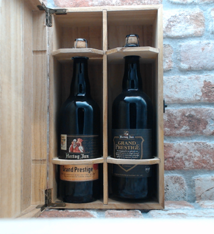 Hertog Jan Grand Prestige 2011 e 2018 inclusa scatola di legno 2011 Barleywine - 75 CL