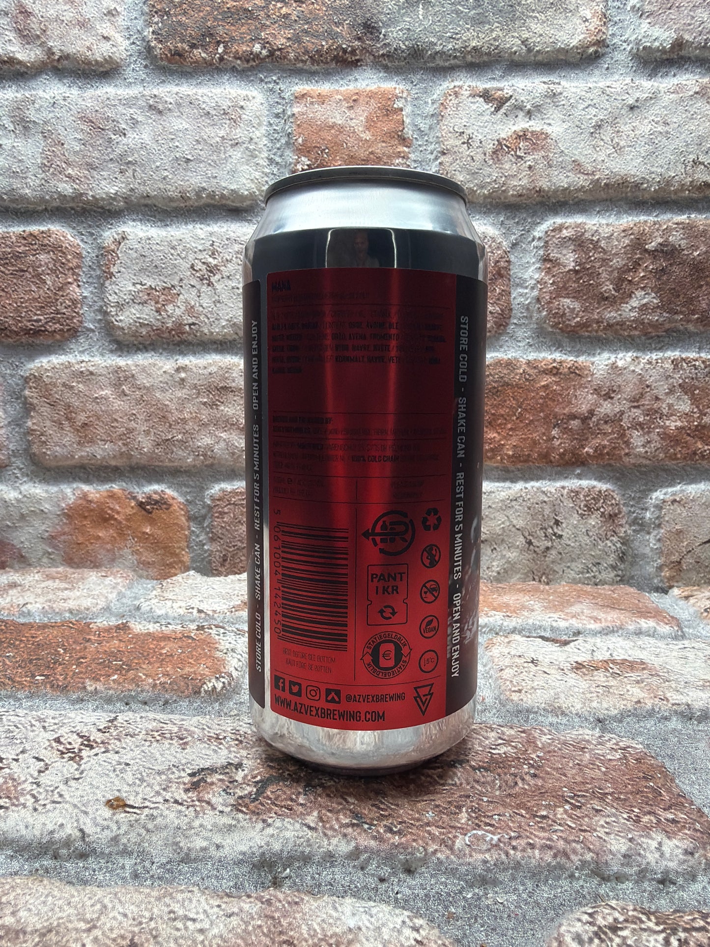 Azvex Brewing Company MANA - Raspberry, Blueberry, Cherry & Coconut Sour - 44 CL