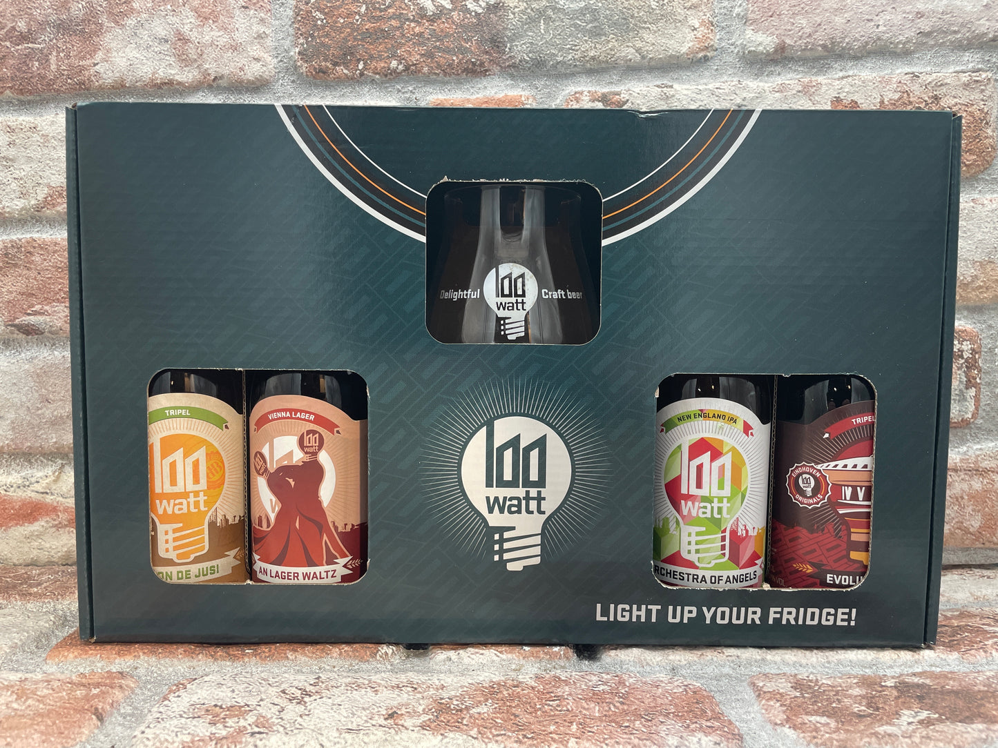 Set Regalo 100 Watt 4 bottiglie + bicchiere - 33 CL