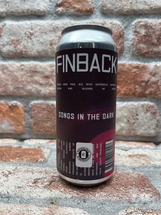 Canzoni del birrificio Finback nel buio DIPA - 44 CL
