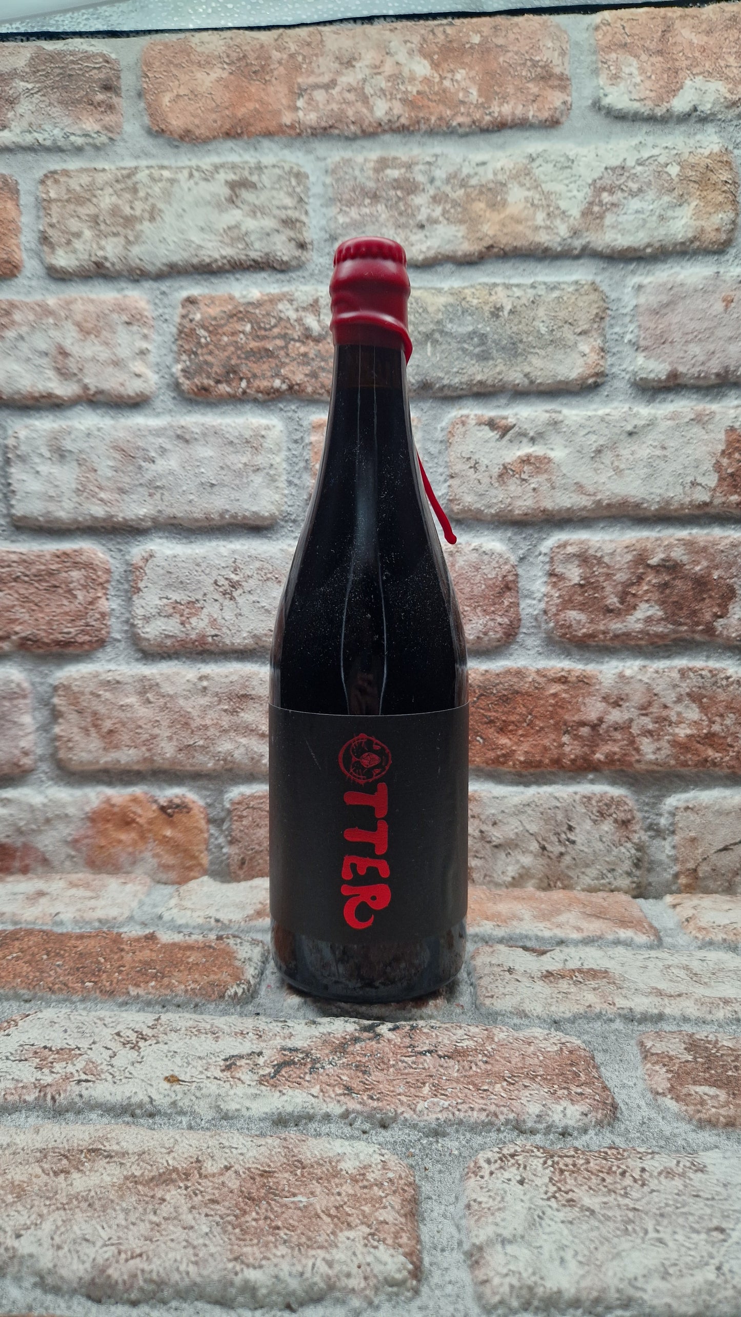 Forager Brewery Wolf & Otter Barleywine - 75 CL
